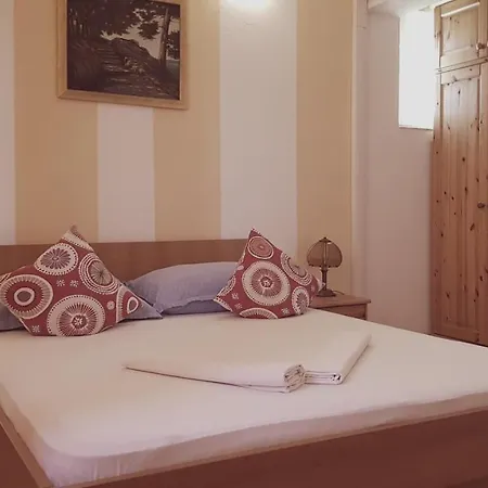 Anton 2 Appartement Makarska