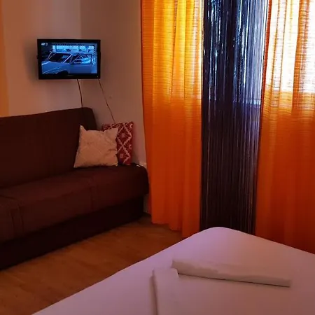 Apartamento Anton 2 *