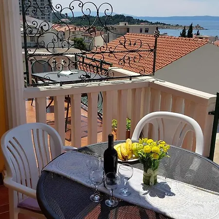 Anton 2 * Makarska