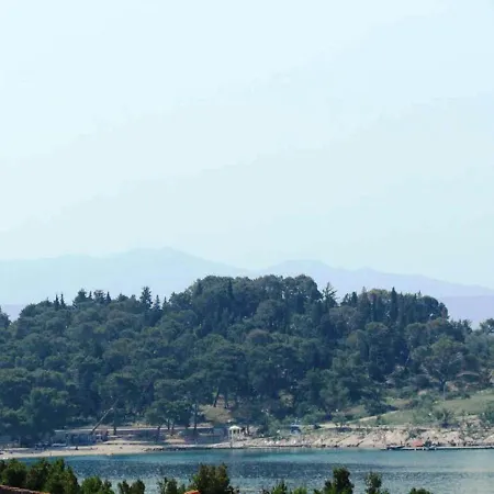 Anton 2 Makarska